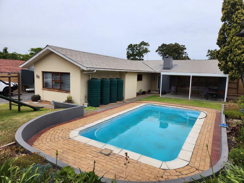 To Let 3 Bedroom Property for Rent in Bloemhof Western Cape